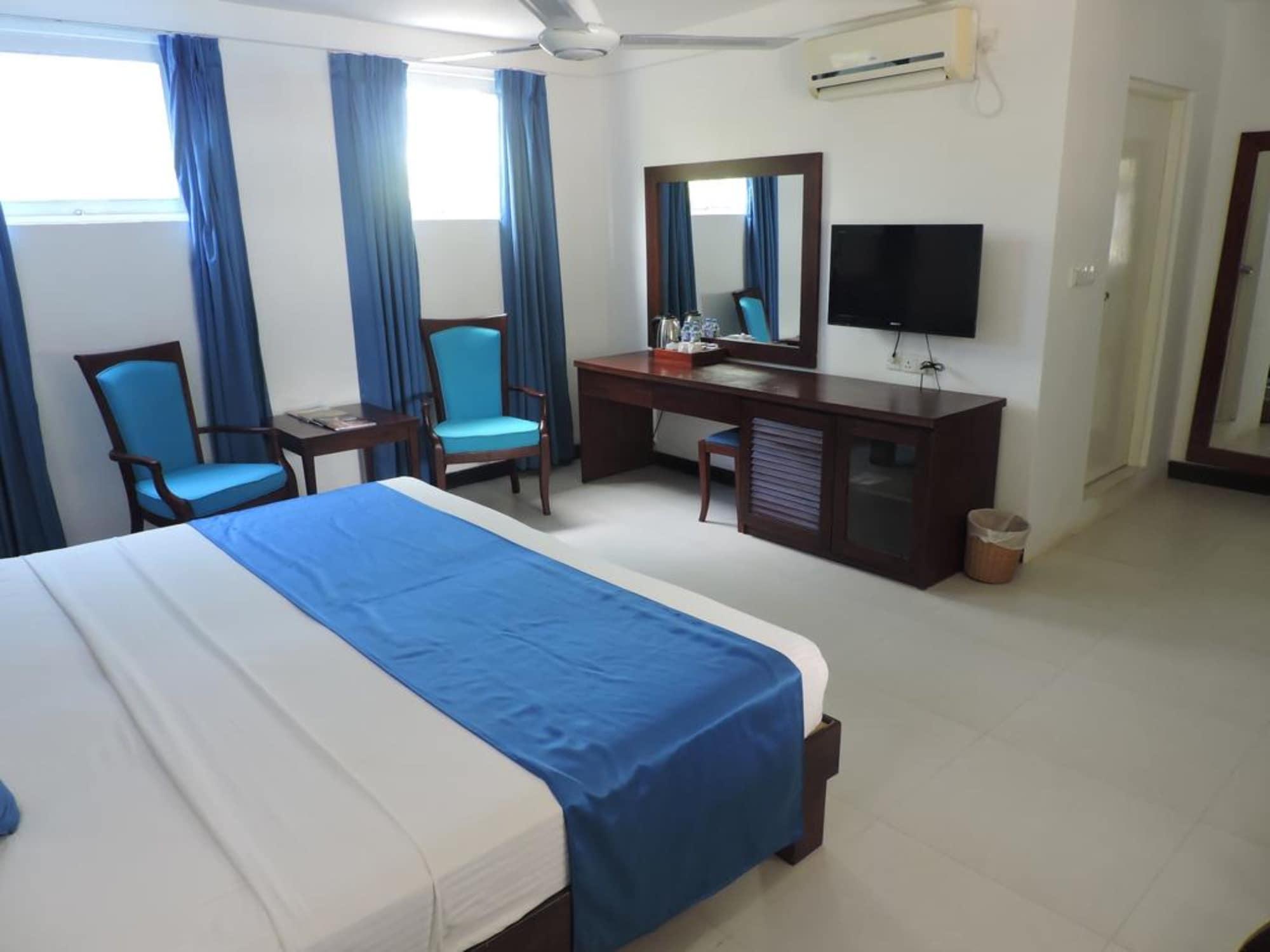 Pigeon Island Beach Resort And Spa Nilaveli Bagian luar foto