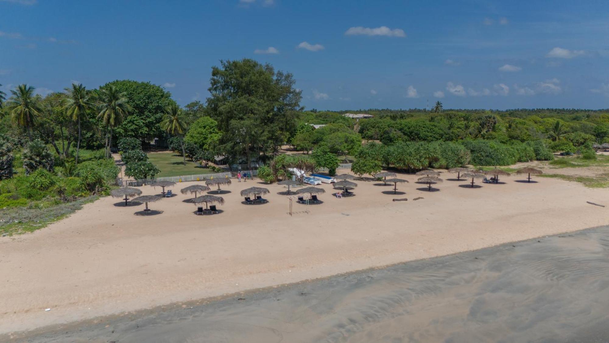 Pigeon Island Beach Resort And Spa Nilaveli Bagian luar foto