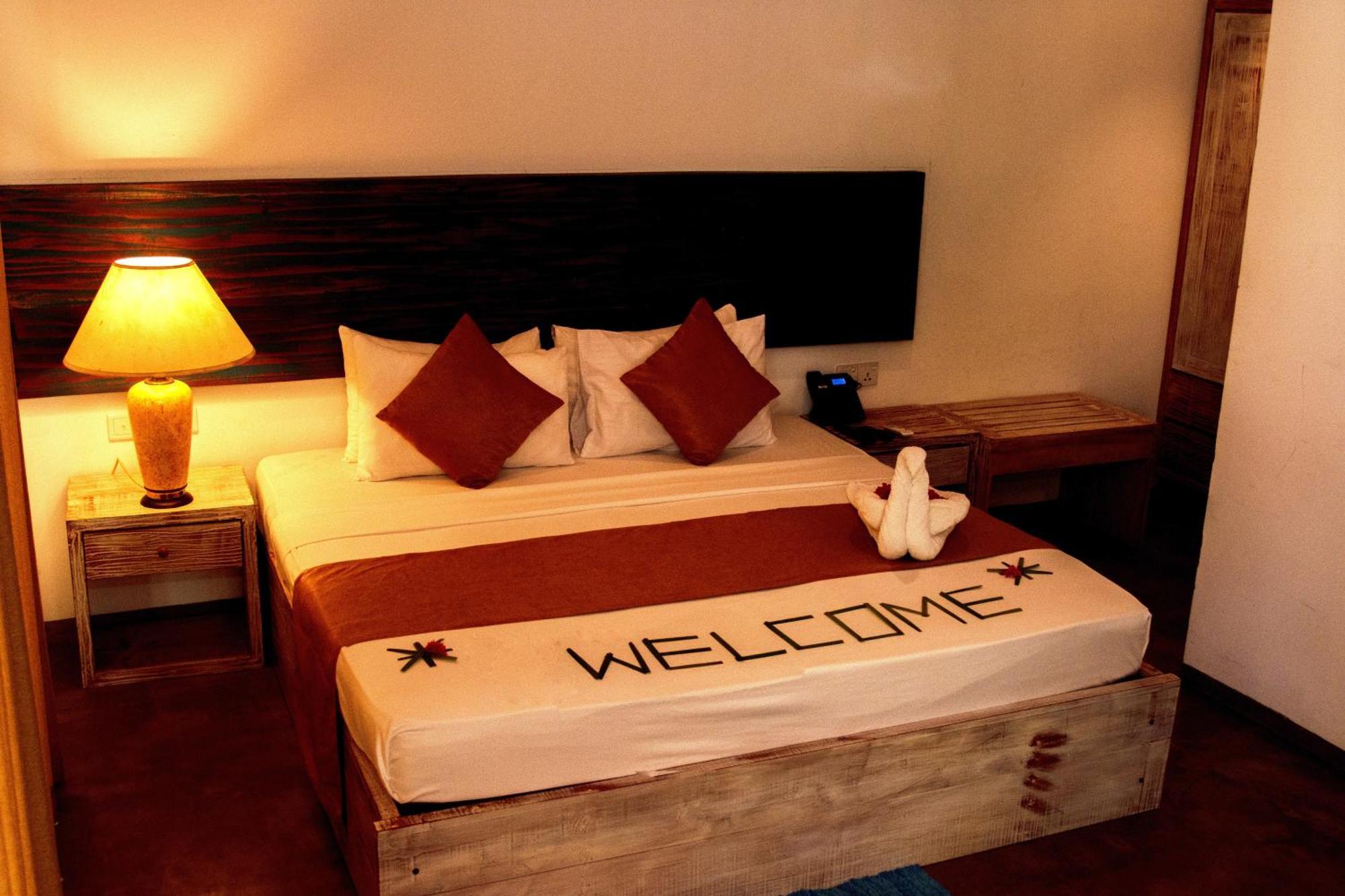 Pigeon Island Beach Resort And Spa Nilaveli Bagian luar foto
