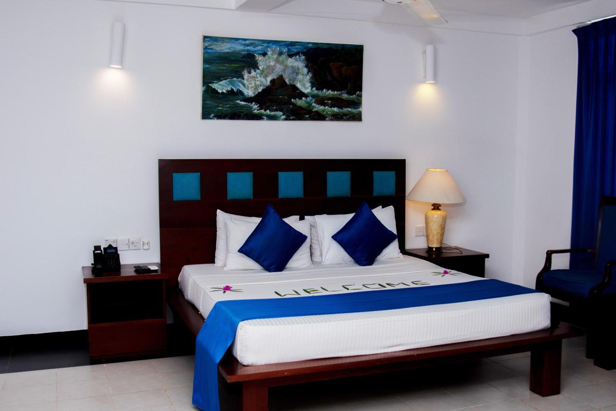 Pigeon Island Beach Resort And Spa Nilaveli Bagian luar foto
