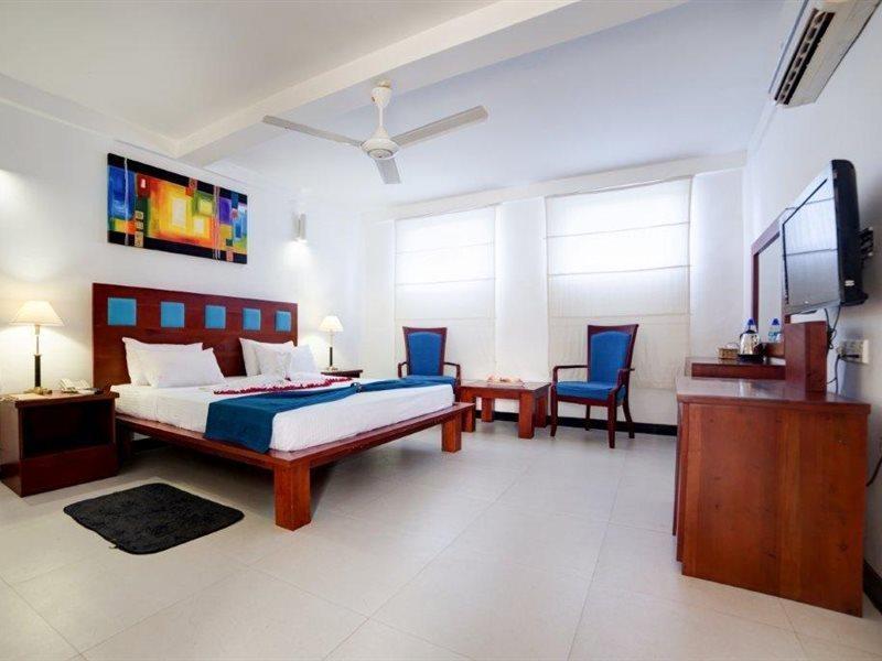 Pigeon Island Beach Resort And Spa Nilaveli Bagian luar foto